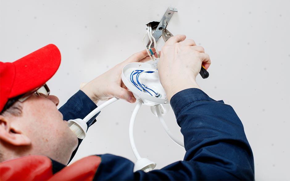 recherche travail électricien bâtiment Courbevoie